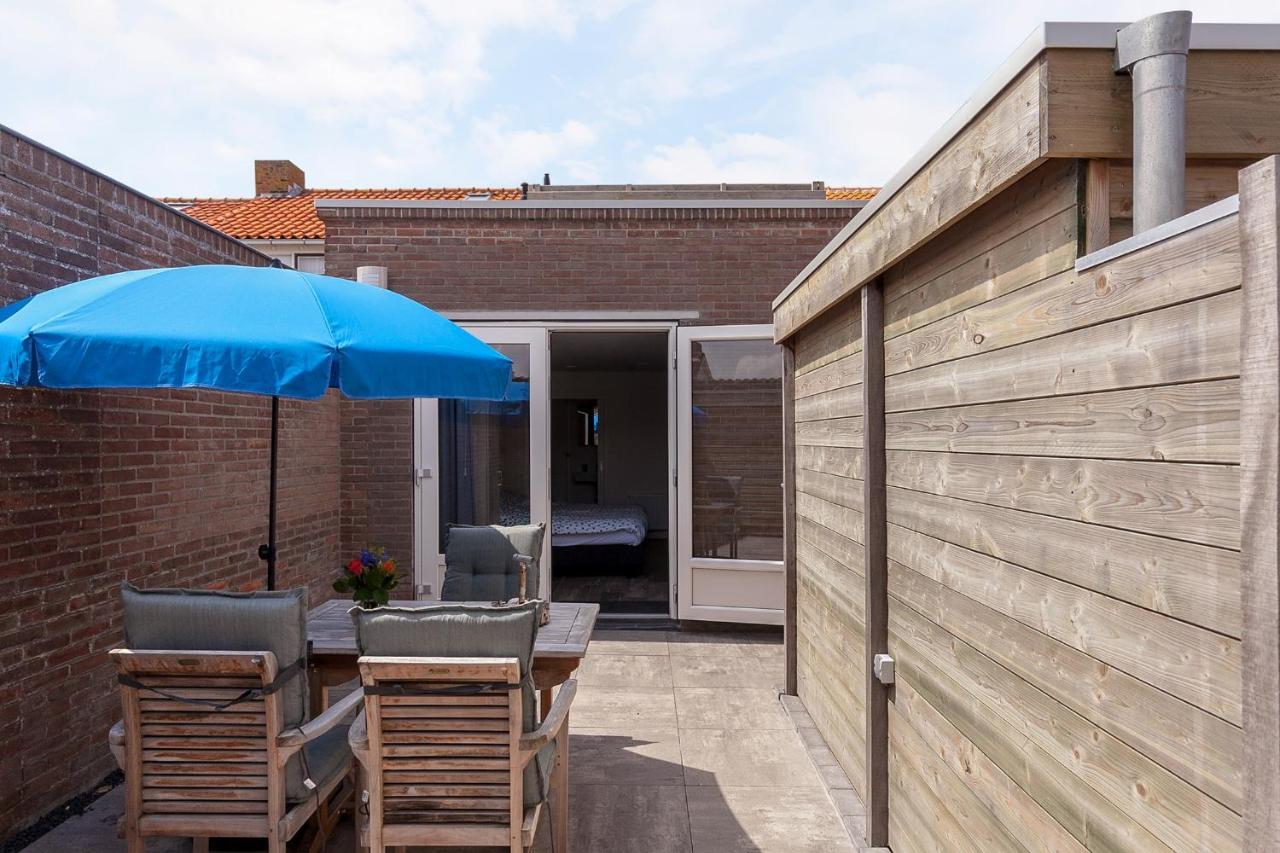 Studio's Willebrordstraat 13 Apartment